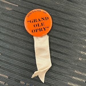 Vtg Grand Ole Opry pin